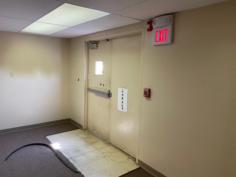 More Photos Of 5550 S Highway 97, Sand Springs Daycare Center For Sale