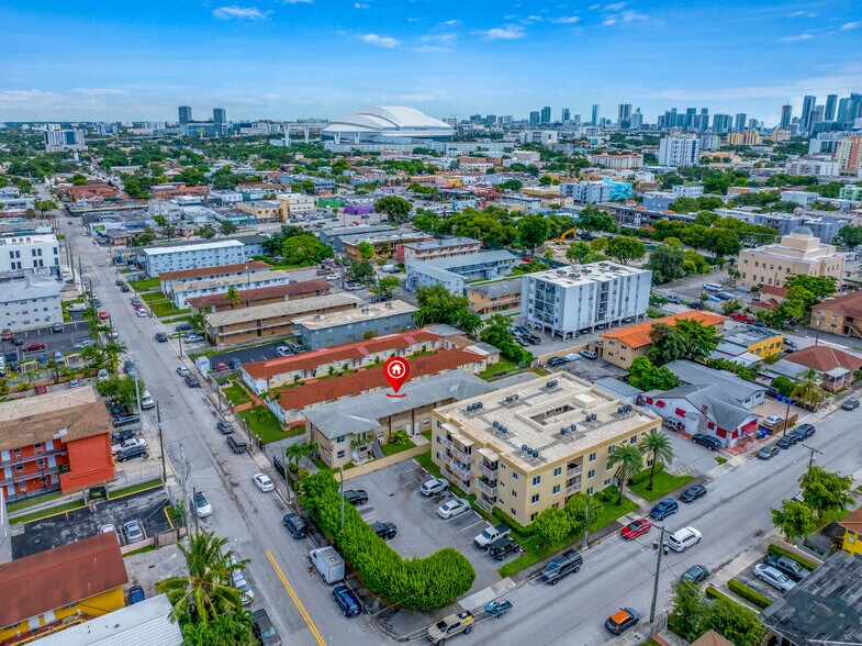 More Photos Of 225 SW 18th Ave, Miami Multifamily For Sale