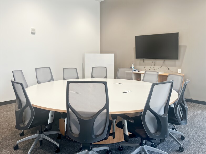 More Photos Of 2445 Augustine Dr, Santa Clara Office For Lease