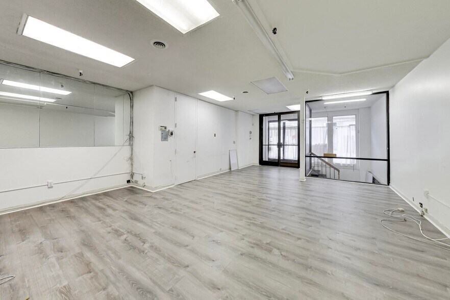 More Photos Of 667 Clay St, San Francisco Office Residential For Lease