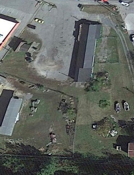 More Photos Of Rtes 10 @ Rtes. 10 & 80, Man Unknown For Lease