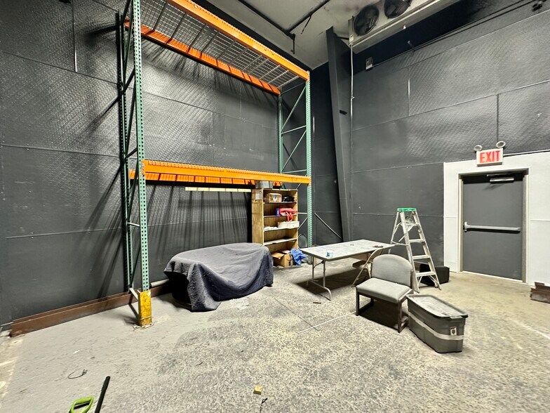 More Photos Of 4865 Arthur Kill Rd, Staten Island Warehouse For Sale