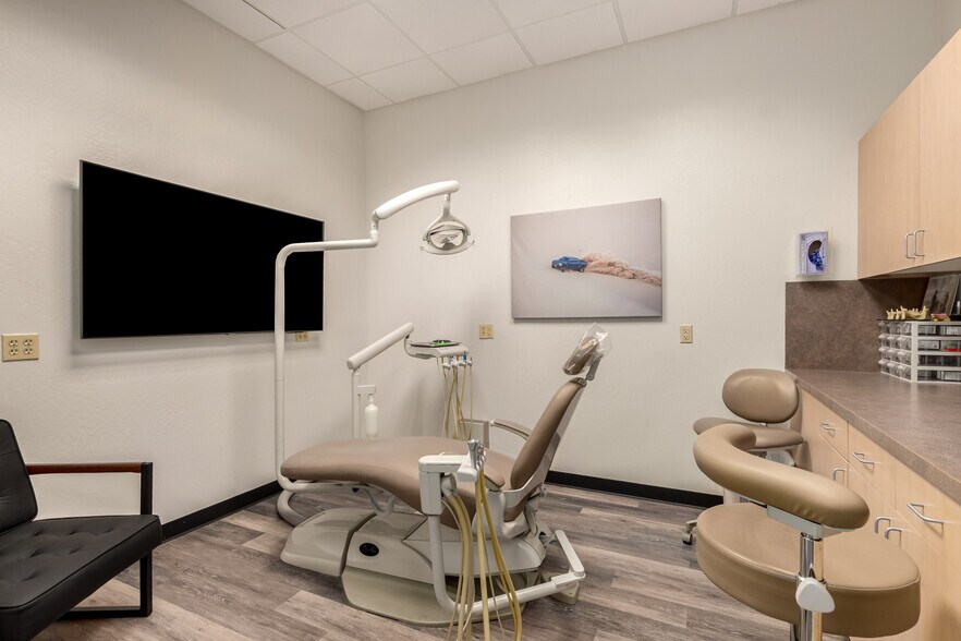 More Photos Of 1355 S Higley Rd, Gilbert Medical For Lease