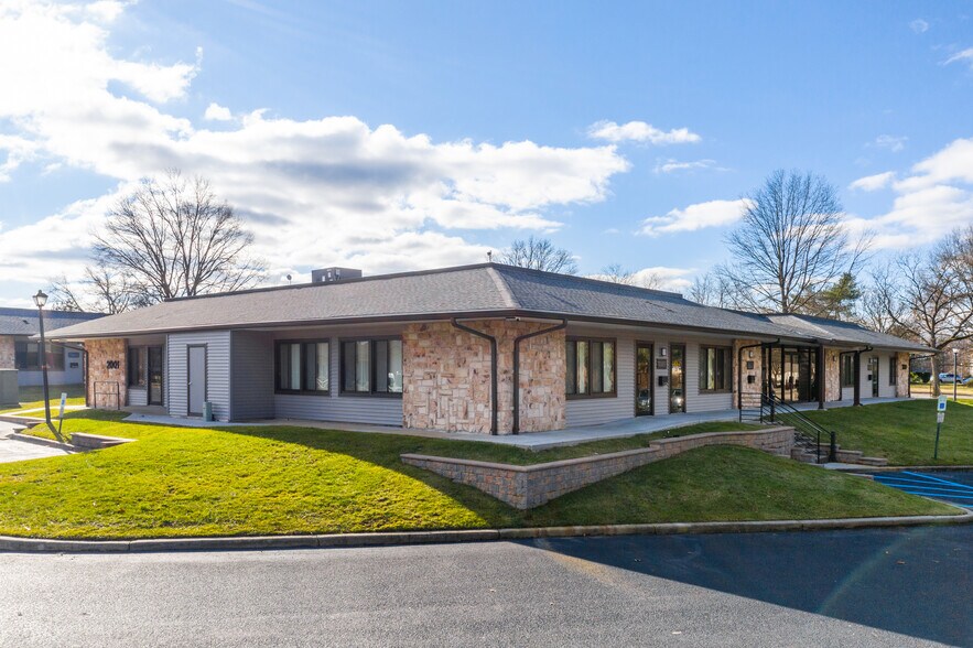 More Photos Of 1002-2001 Lincoln Dr W, Marlton Office For Lease