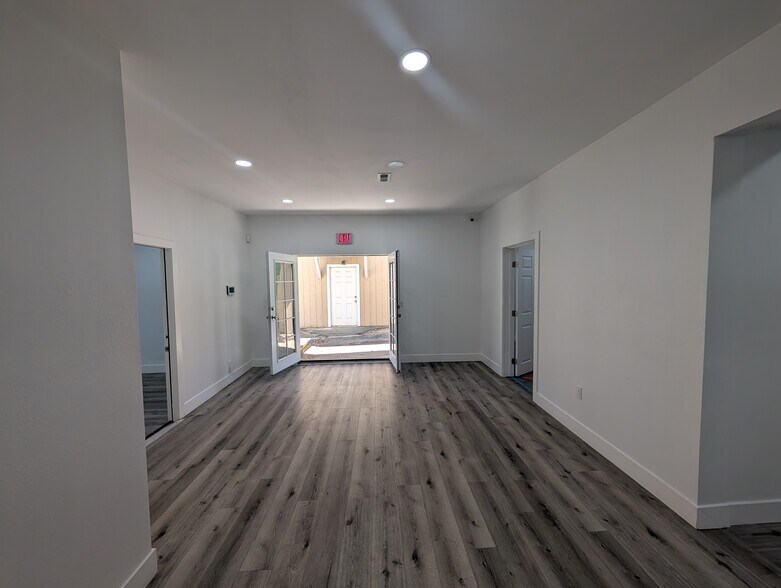 More Photos Of 2368 Pacheco Blvd, Martinez Storefront Retail Office For Sale