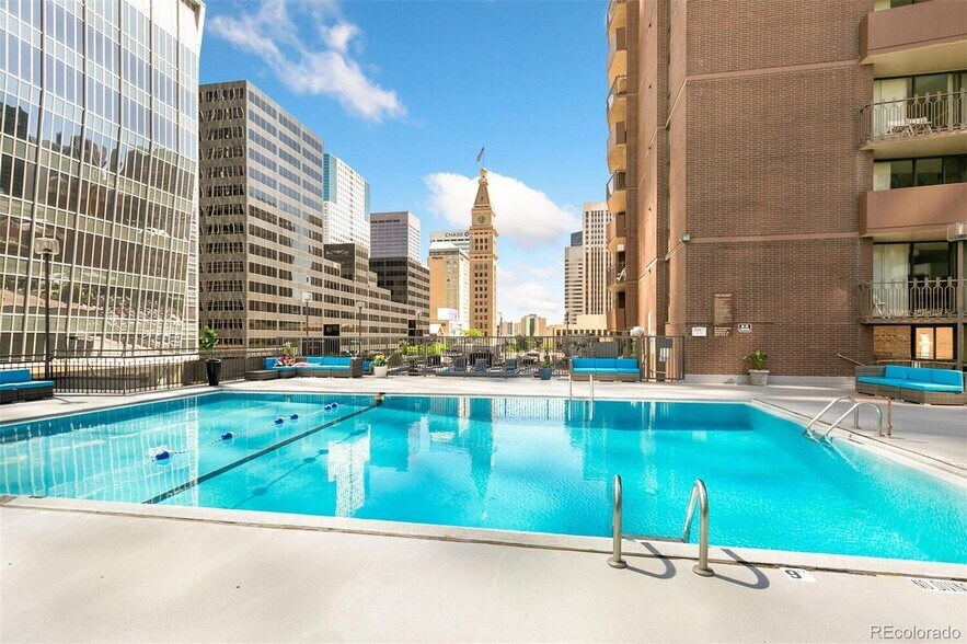 More Photos Of 1020 15th St, Denver Apartments For Lease