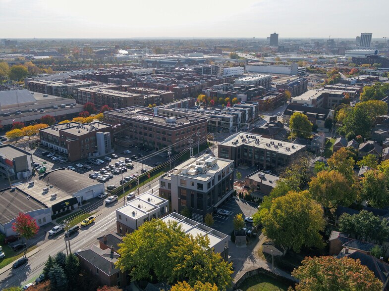 More Photos Of 893-901 N 4th St, Columbus Office Residential For Sale