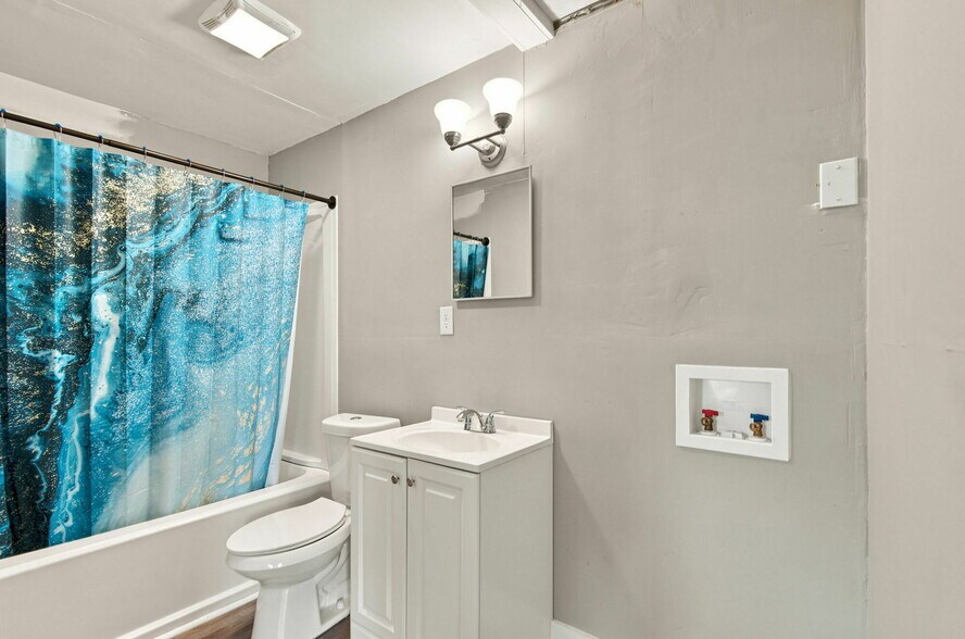 More Photos Of 206 Ferry St, Loudon Multifamily For Sale