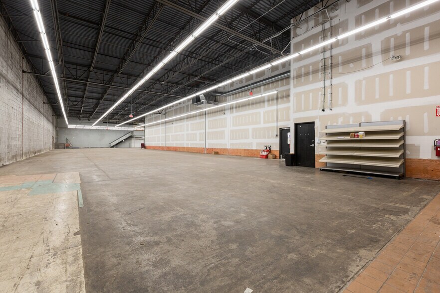 More Photos Of 5252 Bardstown Rd, Louisville General Retail For Sale