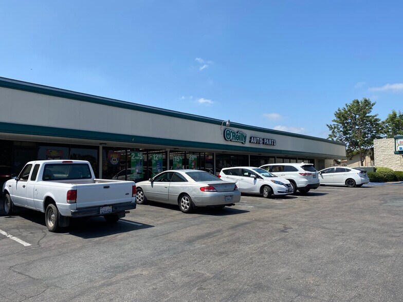 More Photos Of 8365-8375 Paradise Valley Rd, Spring Valley Unknown For Lease