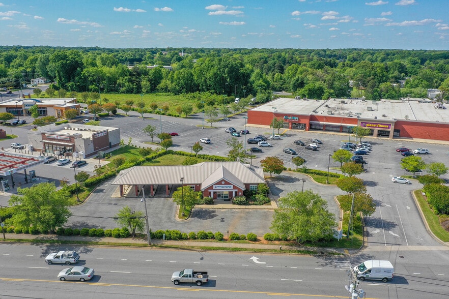 More Photos Of 4636 W Market St, Greensboro Bank For Sale