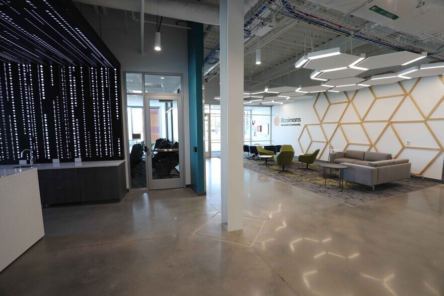 More Photos Of 2115 N Scranton Way, Aurora Light Manufacturing For Lease