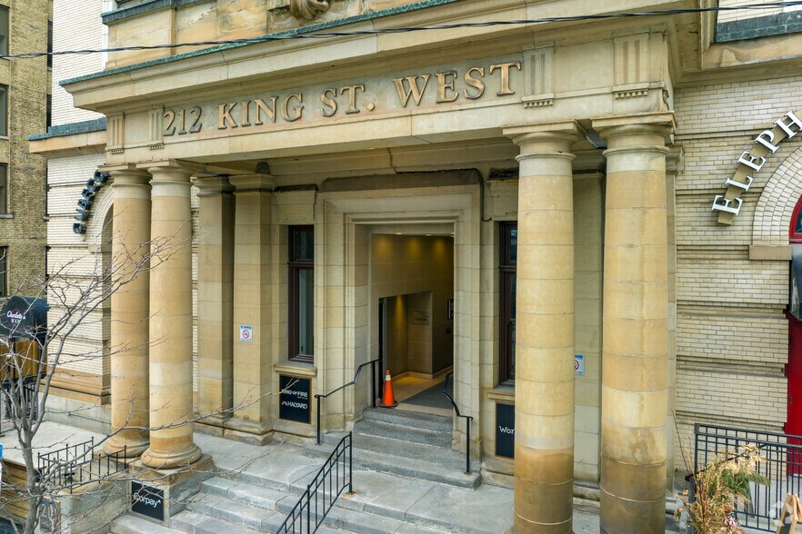 More Photos Of 212 King St W, Toronto Coworking Space