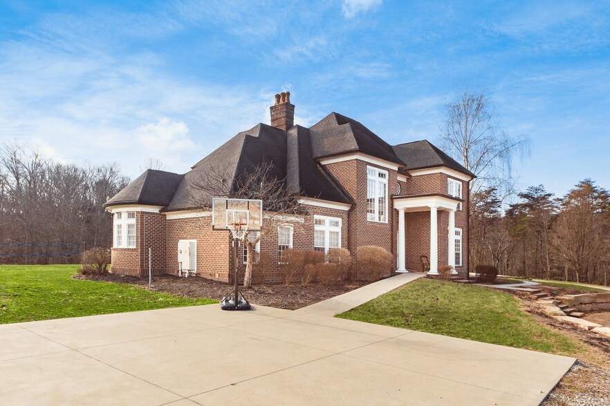 More Photos Of 16187 Kreashbaum Rd, Rockbridge Hospitality For Sale