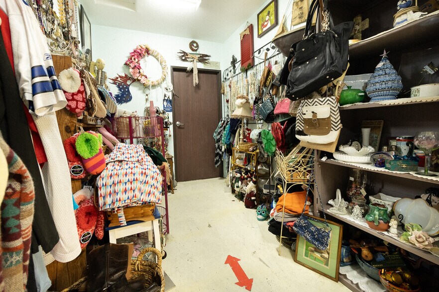 More Photos Of 1212 Wyoming St, Boulder City Storefront Retail Residential For Sale