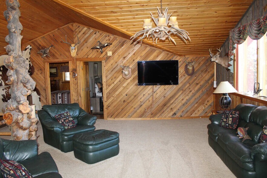 More Photos Of 65 Bald Mountain Rd, Dubois Specialty For Sale