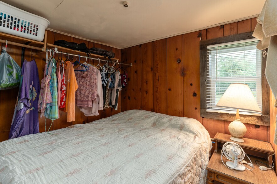 More Photos Of 229 E Lake Emily Rd, Crystal Falls Trailer Camper Park For Sale
