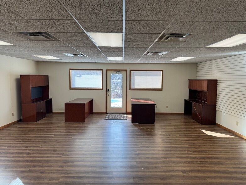 More Photos Of 753 Rowley Rd, Victor Warehouse For Lease