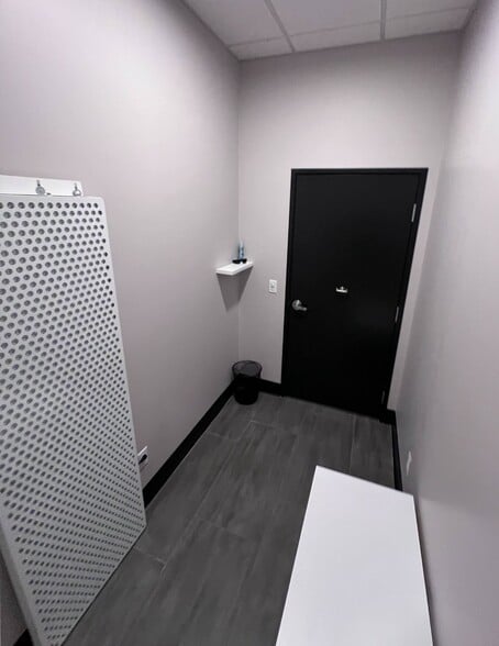 More Photos Of 4712-4730 E Ray Rd, Phoenix General Retail For Lease