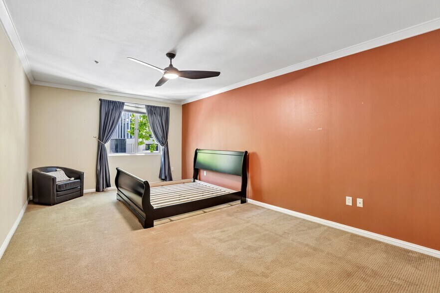 More Photos Of 46 W Julian St, San Jose Apartments For Sale