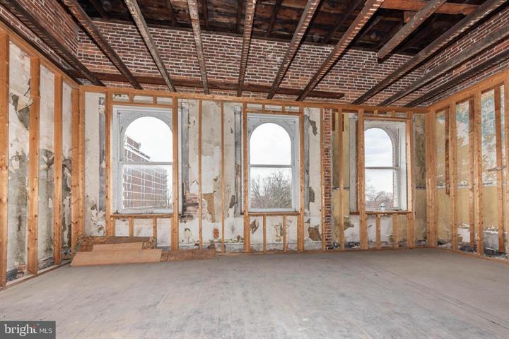 More Photos Of 1100 W Lafayette Ave, Baltimore Apartments For Sale