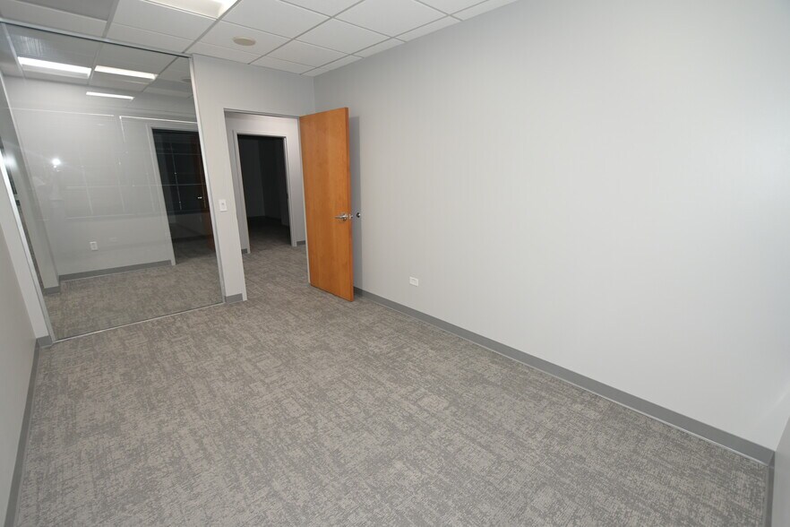 More Photos Of 225 E Robinson St, Orlando Office Residential For Lease