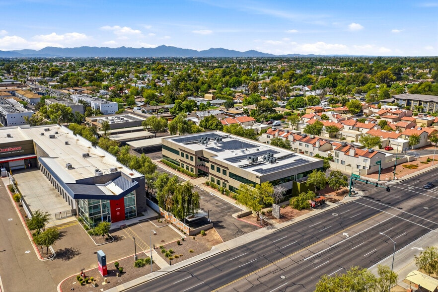 More Photos Of 2051 W Northern Ave, Phoenix Medical For Lease