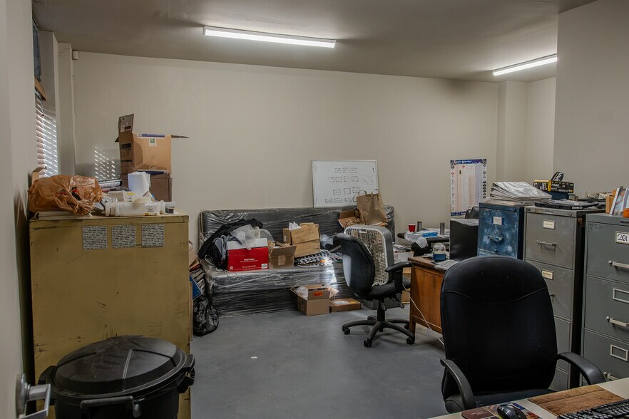 More Photos Of 2456 E 57th St, Huntington Park Warehouse For Sale