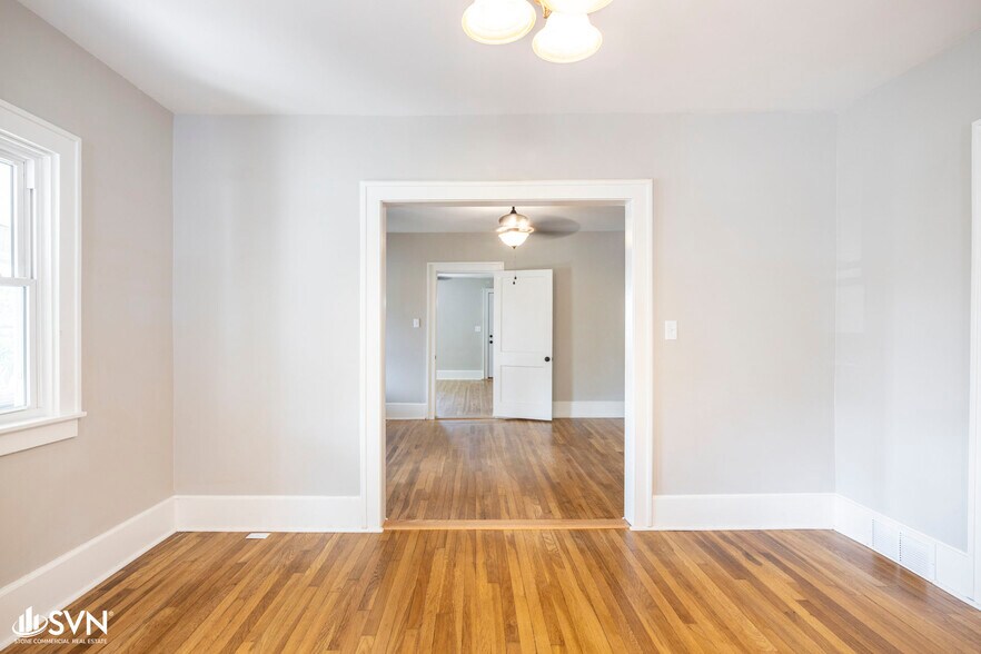 More Photos Of 2761 Lexington Rd, Richmond Office For Lease