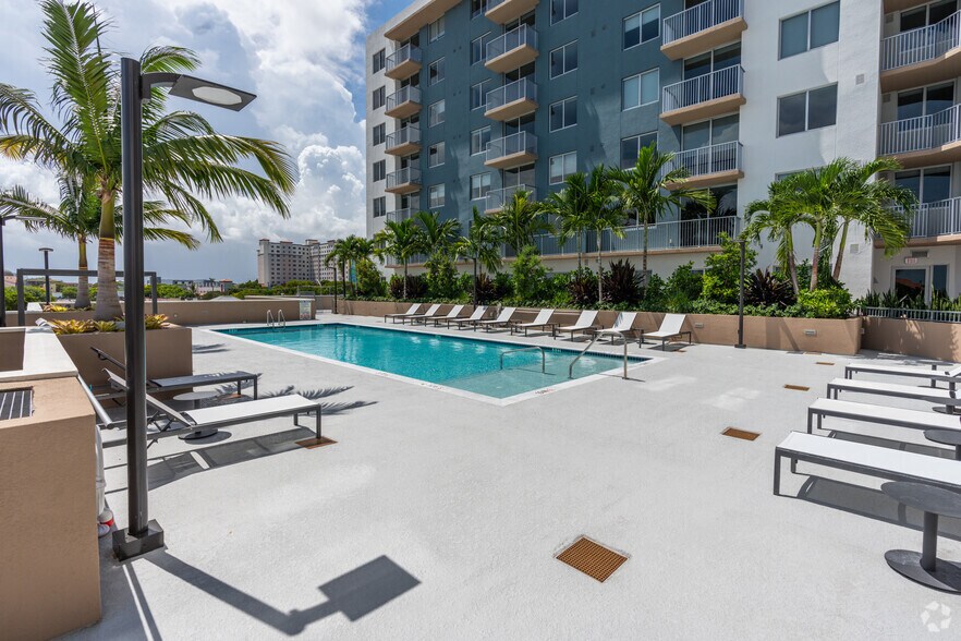 More Photos Of 1110 NW 1st St, Miami Apartments For Sale