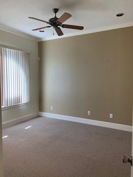 More Photos Of 12824 Willow Centre Dr, Houston Medical For Sale