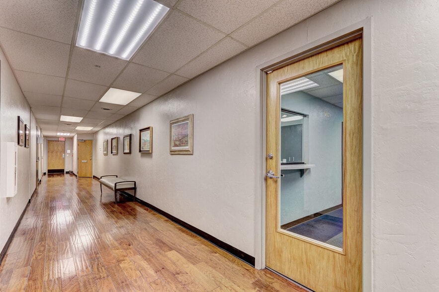 More Photos Of 5622 N Portland Ave, Oklahoma City Medical For Sale