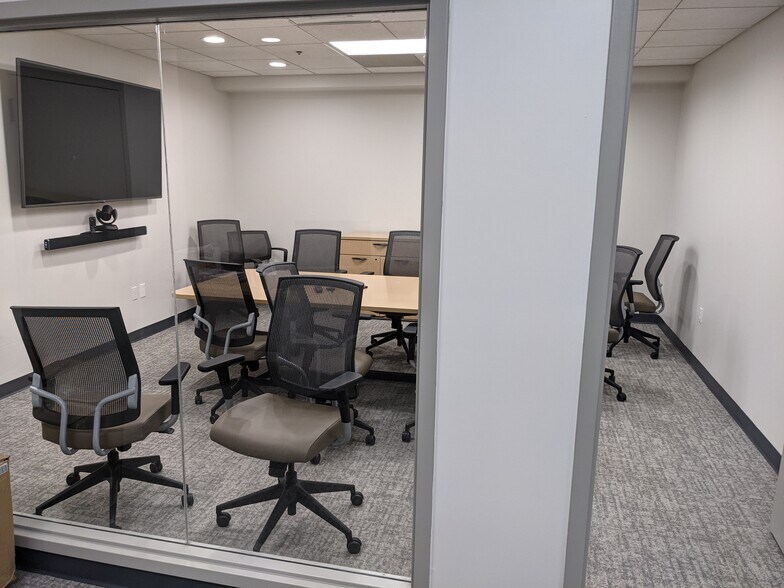 More Photos Of 1466 Main St, Waltham Office For Sale