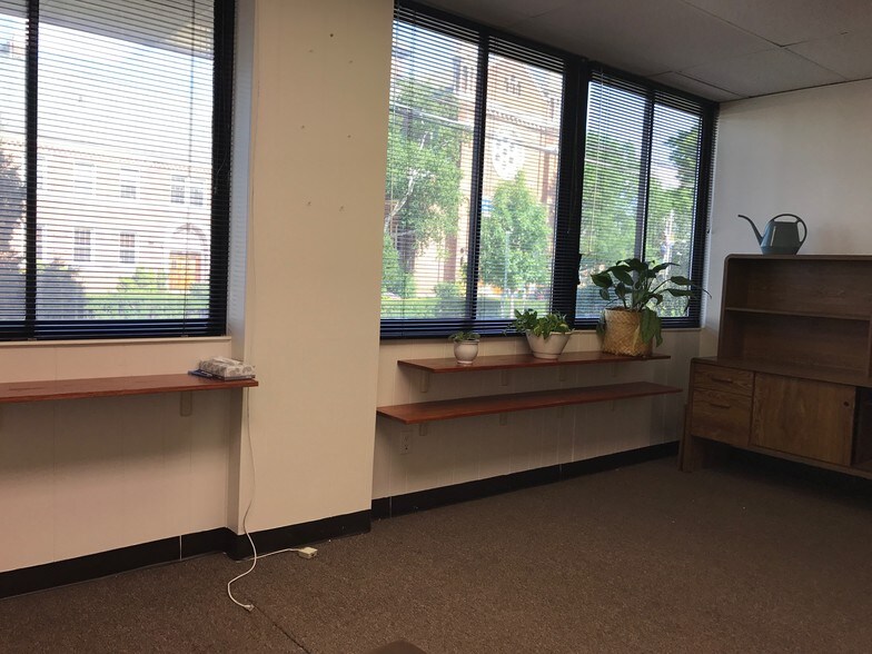 More Photos Of 30 S Ocean Ave, Freeport Loft Creative Space For Lease