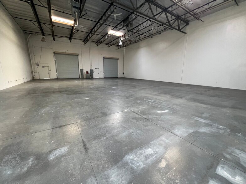 More Photos Of 8423 Rochester Ave, Rancho Cucamonga Warehouse For Lease