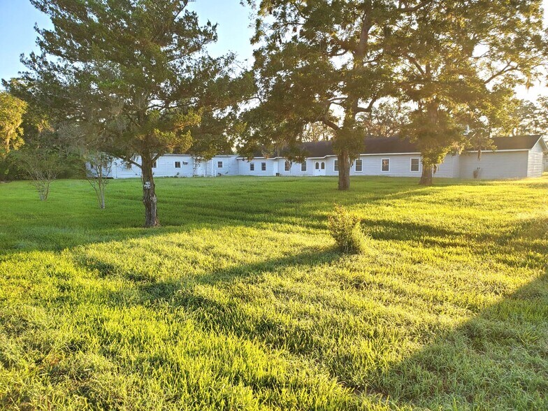 More Photos Of 3922 County Road 353, Brazoria Religious Facility For Sale