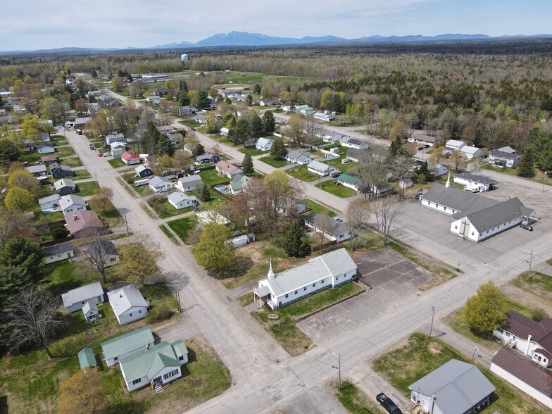 More Photos Of 1 Palm St, East Millinocket Religious Facility For Sale
