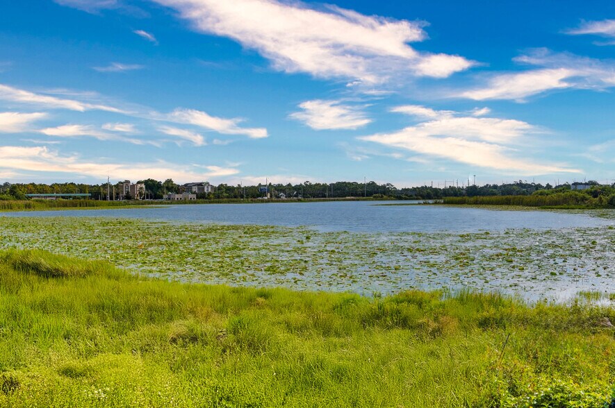 More Photos Of 555 Lake Border Dr, Apopka Office For Sale