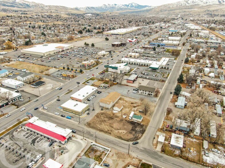 More Photos Of 1111.5 Yellowstone Ave, Pocatello Warehouse For Lease