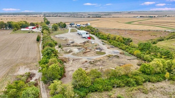 More Photos Of 3612 W Bloomington Rd, Champaign Truck Terminal For Sale