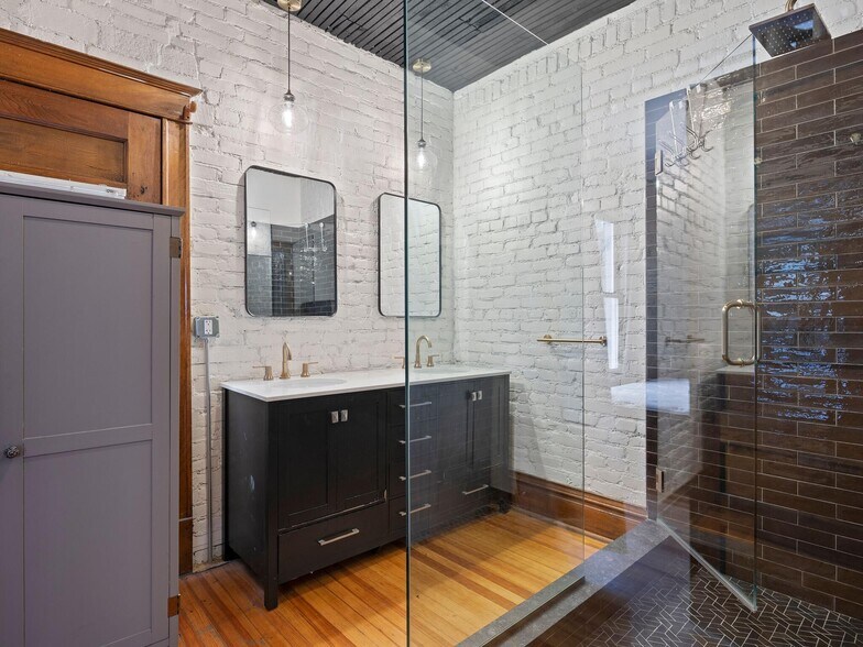 More Photos Of 1554 N Pennsylvania St, Denver Apartments For Sale