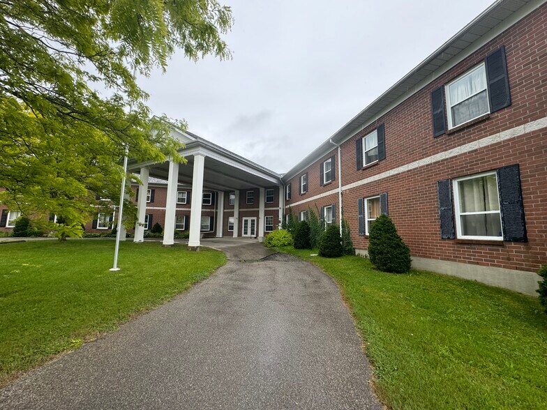 More Photos Of 725 Gibralter St, Norfolk Flex For Sale