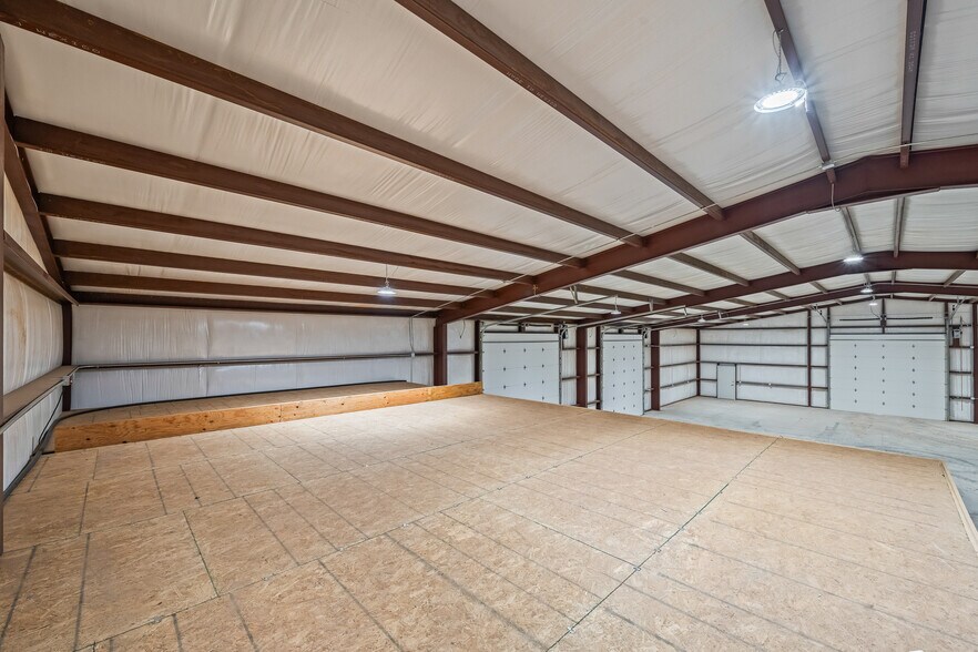 More Photos Of 6322 F M 2641, Shallowater Industrial For Lease