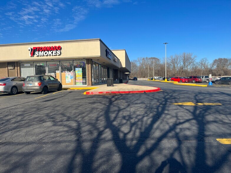 More Photos Of 22240-22244 Governors Hwy, Richton Park Unknown For Lease