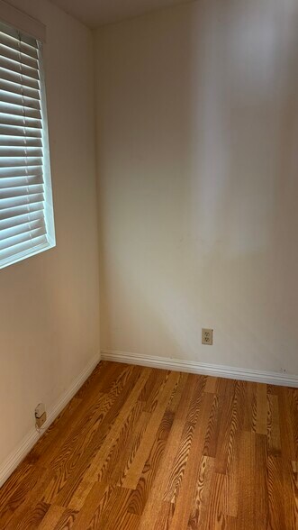 More Photos Of 626 Civic Center Dr, Vista Medical For Lease