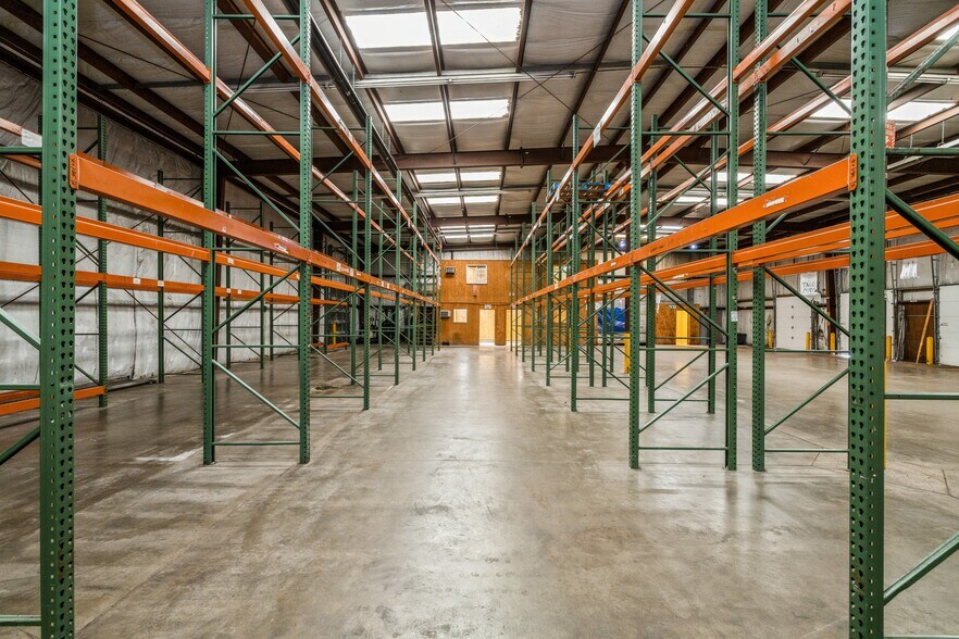 More Photos Of 635 New York Ave, Des Moines Industrial For Lease