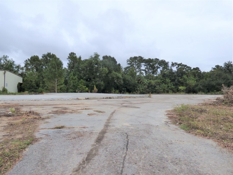 More Photos Of 3131 US Highway 441/27, Fruitland Park Warehouse For Sale