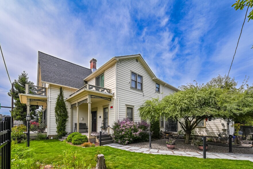 More Photos Of 236 SE Stephens St, Roseburg Hospitality For Sale