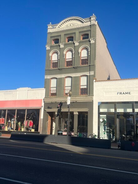 More Photos Of 3107-3109 M St NW, Washington Storefront Retail Office For Lease