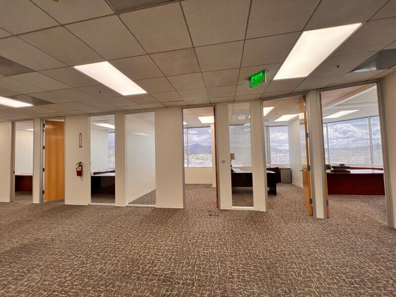 More Photos Of 600 N Brand Blvd, Glendale Medical For Lease